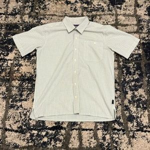 Patagonia Short Sleeve button up. Size medium. NWOT.